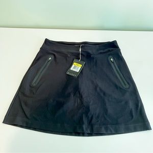 NWT Women’s NIKE GOLF Dri-Fit Black Skirt Size Small